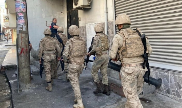 Mersin'de 23 PKK şüphelisi yakalandı