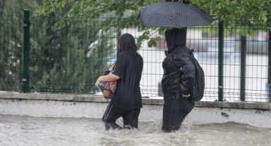 Meteoroloji saat verdi: Çok kuvvetli olacak!