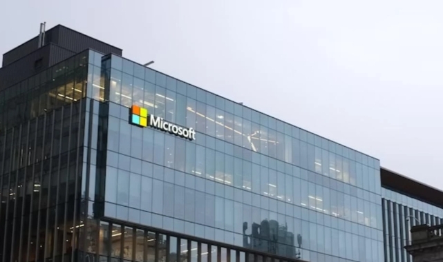 Microsoft yapay zekaya destek için kolları sıvadı