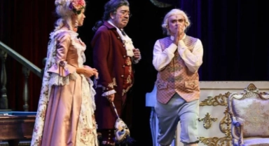 Mozart ile Salieri’nin hikâyesi