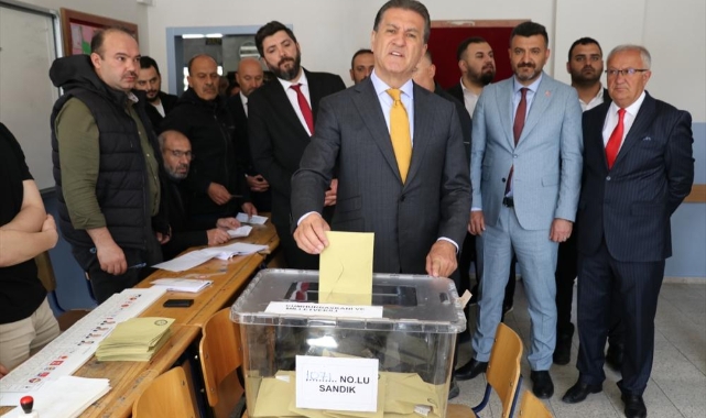 Mustafa Sarıgül: "Ağlarsa anam ağlar, gerisi yalan ağlar"