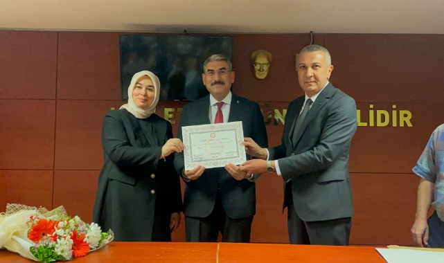 Niğde Milletvekilleri mazbatalarını aldı