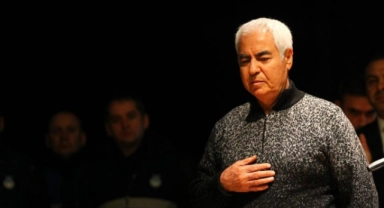 Nuri Sesigüzel hayatını kaybetti