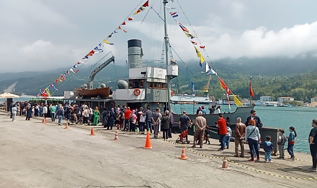 Nusret Mayın Gemisi kapılarını açtı