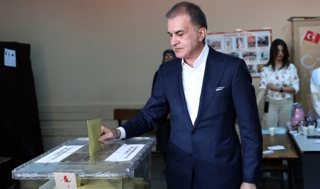 Ömer Çelik'in sandığından Kılıçdaroğlu çıktı
