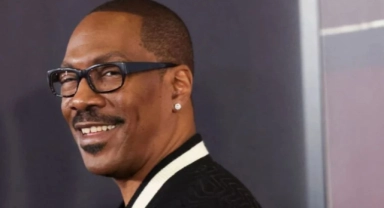 Pembe Panter'in başrolü için Eddie Murphy ile görüşülüyor