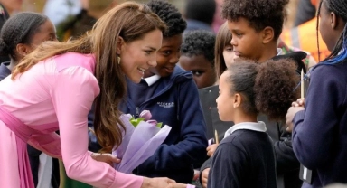 Prenses Kate Middleton imza isteğini geri çevirdi