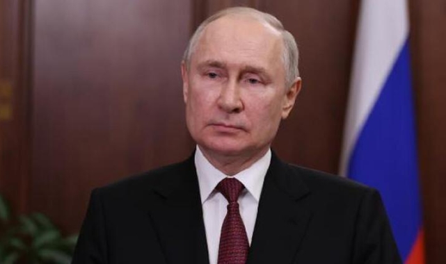 Putin, Azerbaycan Bağımsızlık Günü'nü kutladı