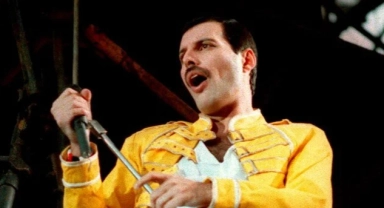 Queen'in müzik arşivi rekor fiyata satışa çıkıyor