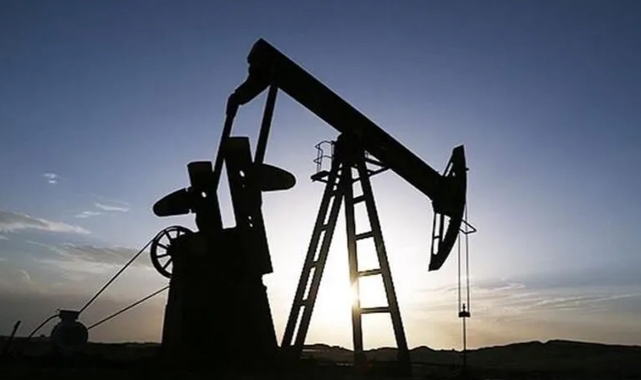 Rusya'nın petrol ve doğal gaz gelirlerinde büyük düşüş