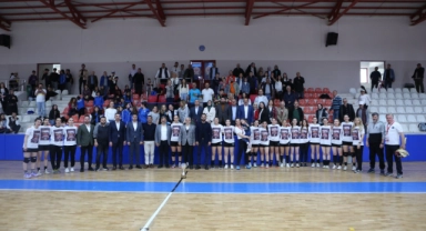 Şampiyonlara kutlama