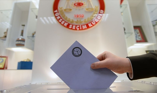 Sandıklar kapatıldı! Oy verme işlemi sona erdi