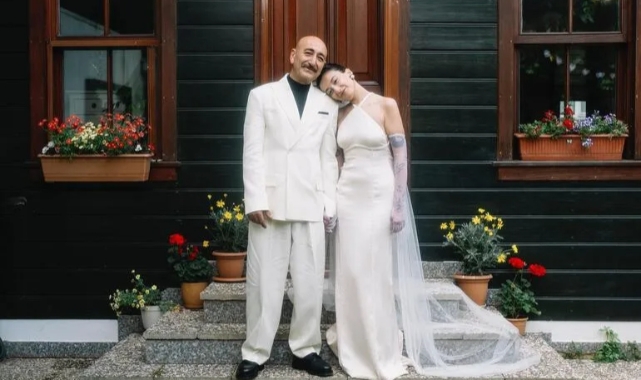 Şarkıcı Melike Şahin evlendi