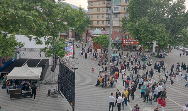Seçim heyecanı Fomara Meydanı'nda