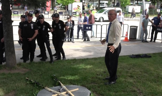 Şehit yakınları Kılıçdaroğlu'nun çelengini parçaladı