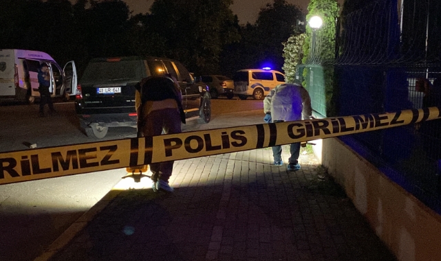 Sevgilisini 5 kurşunla bacaklarından vurup kaçtı