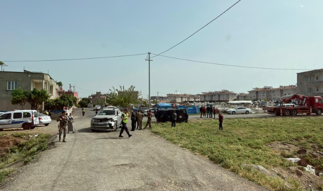 Siirt'te zırhlı polis aracı ile kamyonet çarpıştı