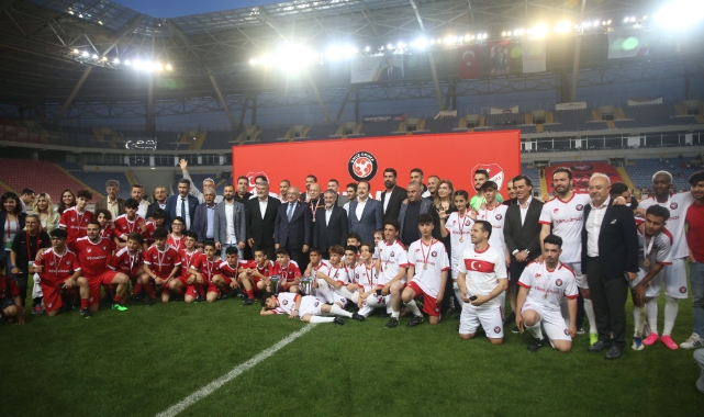 “TFF Omuz Omuza Gösteri Maçı” Mersin’de oynandı