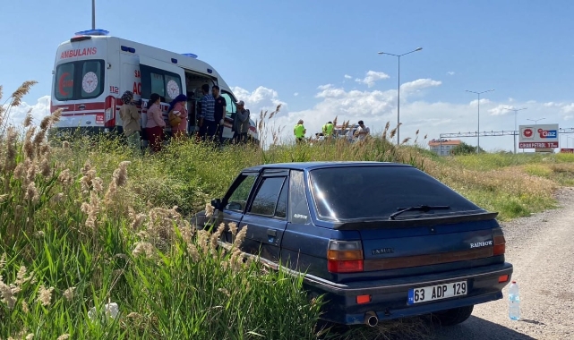 TIR ile otomobil çarpıştı! 2 yaralı