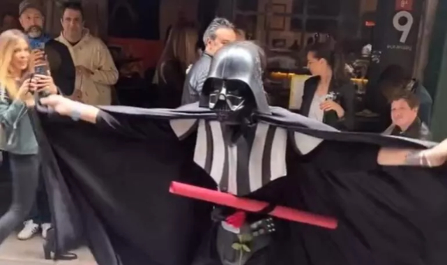 Trakyalı Darth Vader Birce Akalay