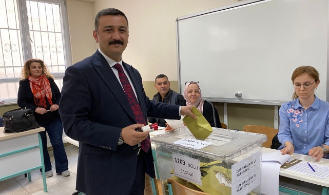 Türkoğlu: "Bu seçimde annelerimize yeni Türkiye hediyemiz olsun"