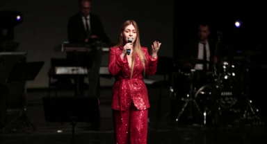 Unutulmayan şarkılarla dolu müzik gecesi