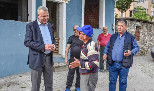 Yaren Leylek, yeni yuvasında dostu Adem Amca’ya komşu oldu