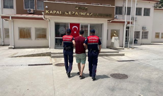 Yedi farklı suçtan aranıyordu, yakalandı