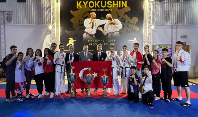 Yıldırımlı sporcular tarih yazdı