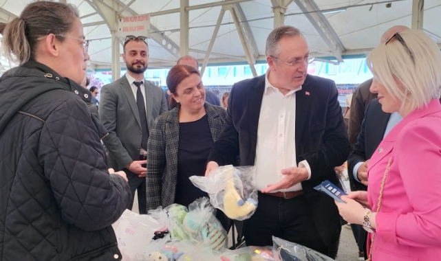 Alparslan Yıldız Agora'dan geçti