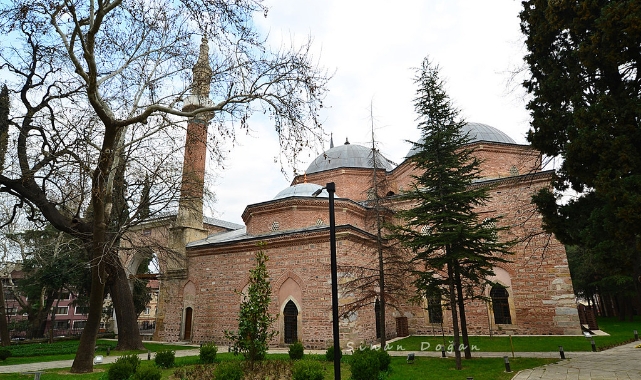 Yılların geleneği Muradiye Cami'sinde yaşatılıyor!