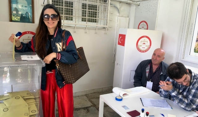 YSK: "Yurtdışında 697 bin seçmen oy kullandı"