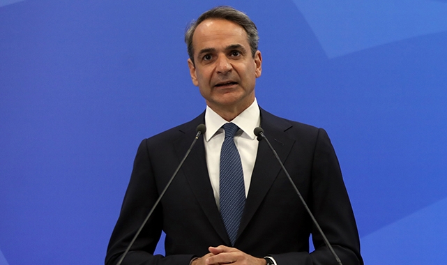 Yunanistan’da seçim yarışı! Kazanan Miçotakis