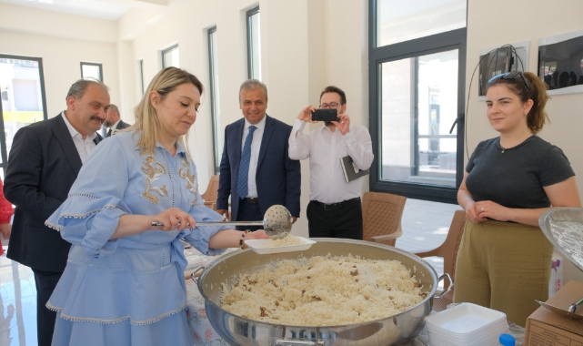 131 yıldır "bayram pilavı" geleneği yaşatılıyor