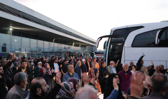 350 hacı adayı kutsal topraklara uğurlandı