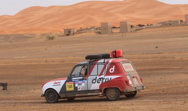 4L Trophy rallisi Afrika’daki çocuklar için gerçekleşti