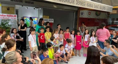 Adana’da minik öğrencilerden karma sergi