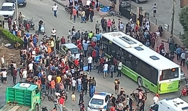 Adana'da otobüsle motosiklet çarpıştı: 1 ölü, 1 yaralı