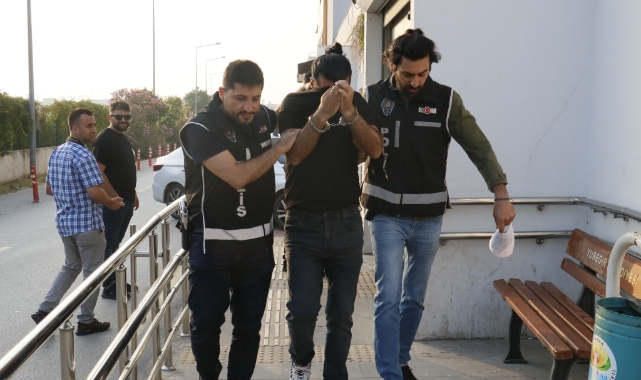 Adana'da dolandırıcılık ve uyuşturucu operasyonu: 12 gözaltı