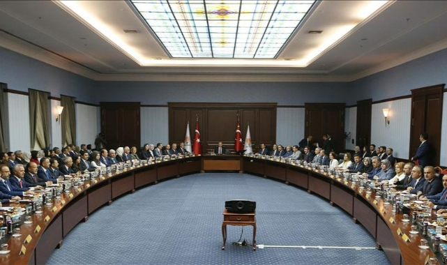 AK Parti MKYK toplantısı sona erdi