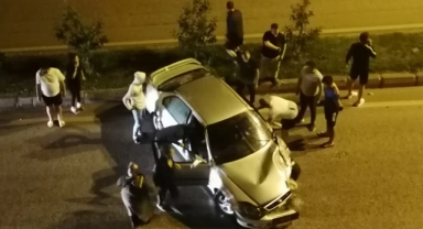 Alkollü sürücü refüje çıkarak durabildi