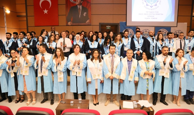 ALKÜ Tıp Fakültesi ilk mezunlarını verdi