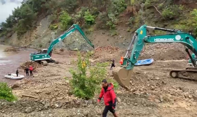 Amasya'da sele kapılmıştı! Zilal Şahin’i arama çalışmaları sürüyor
