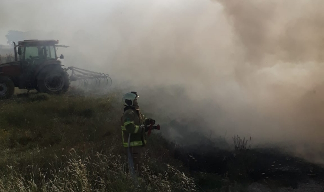 Arpa yüklü TIR küle döndü