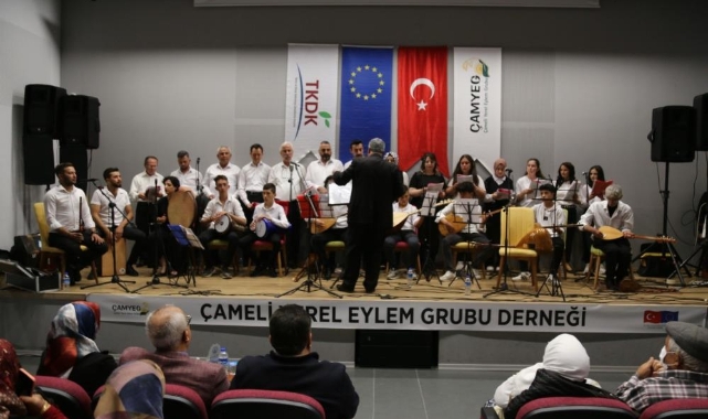 Aşık Veysel şiirleriyle anıldı