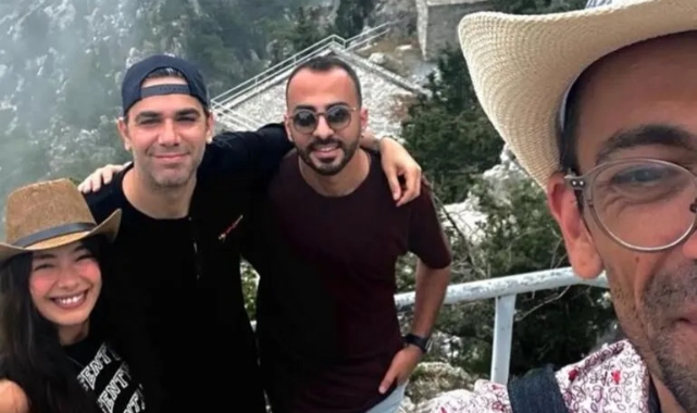 Atagül ve Doğulu'dan mutluluk pozu!