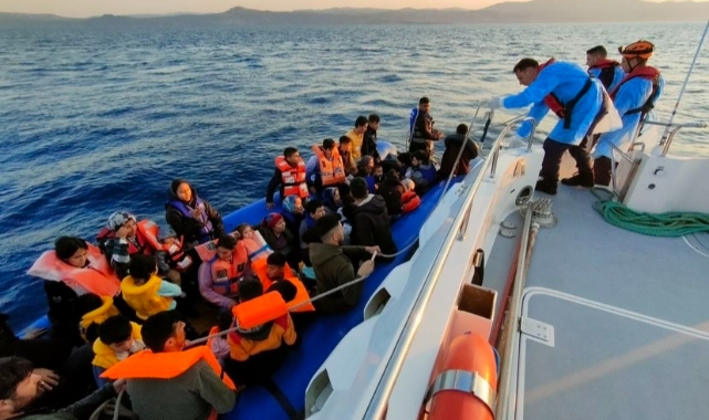 Ayvacık açıklarında 43 kaçak göçmen yakalandı