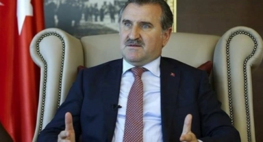 Bakan Bak, özel sporcuları tebrik etti