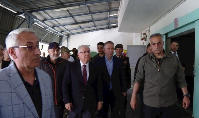 Bakan Güler 5 işçinin şehit olduğu olay yerini inceledi