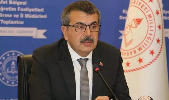 Bakan Tekin: "O öğretmen hakkında yasal işlem başlatıldı"